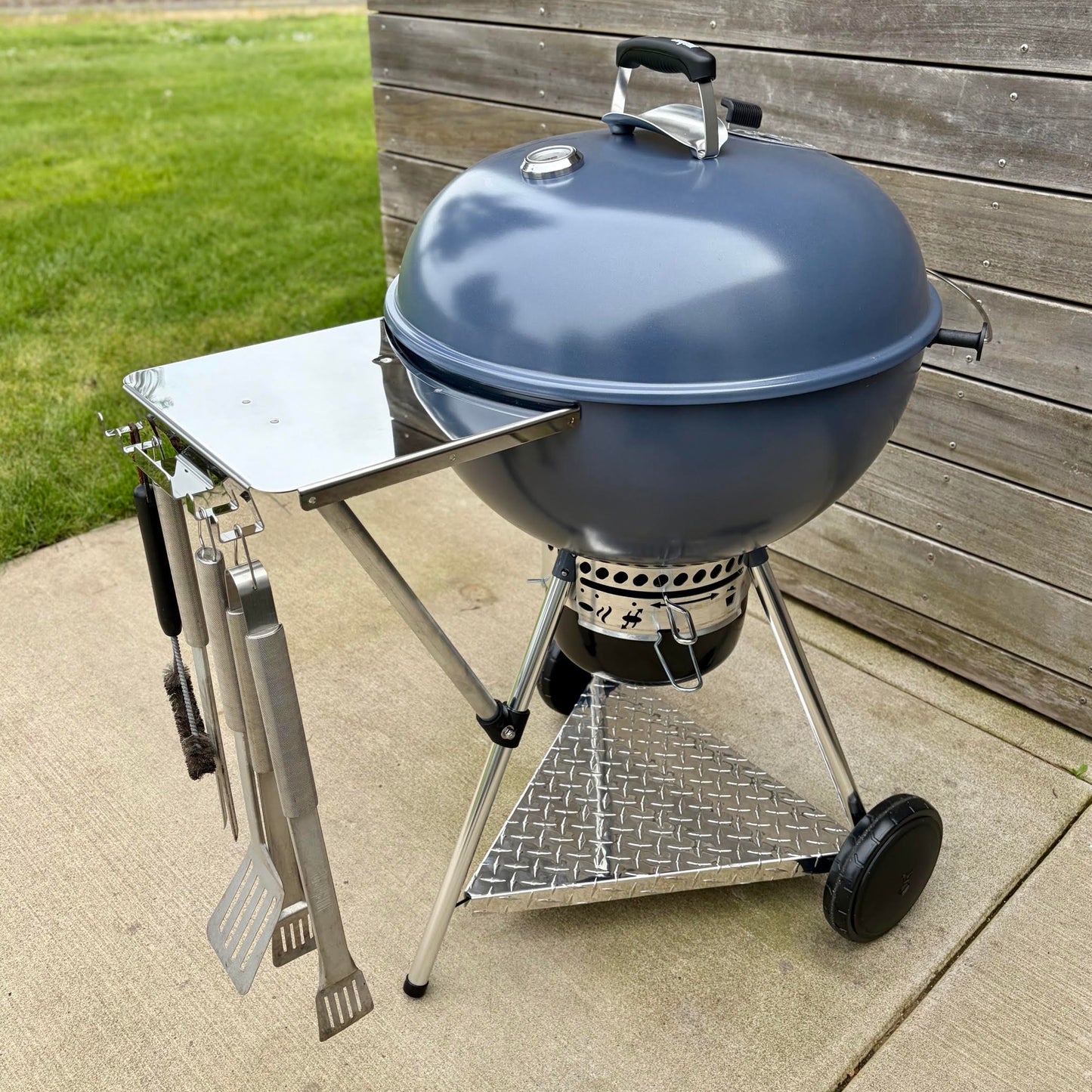 Weber 22" Kettle Aluminum Diamond Plate Lower Shelf